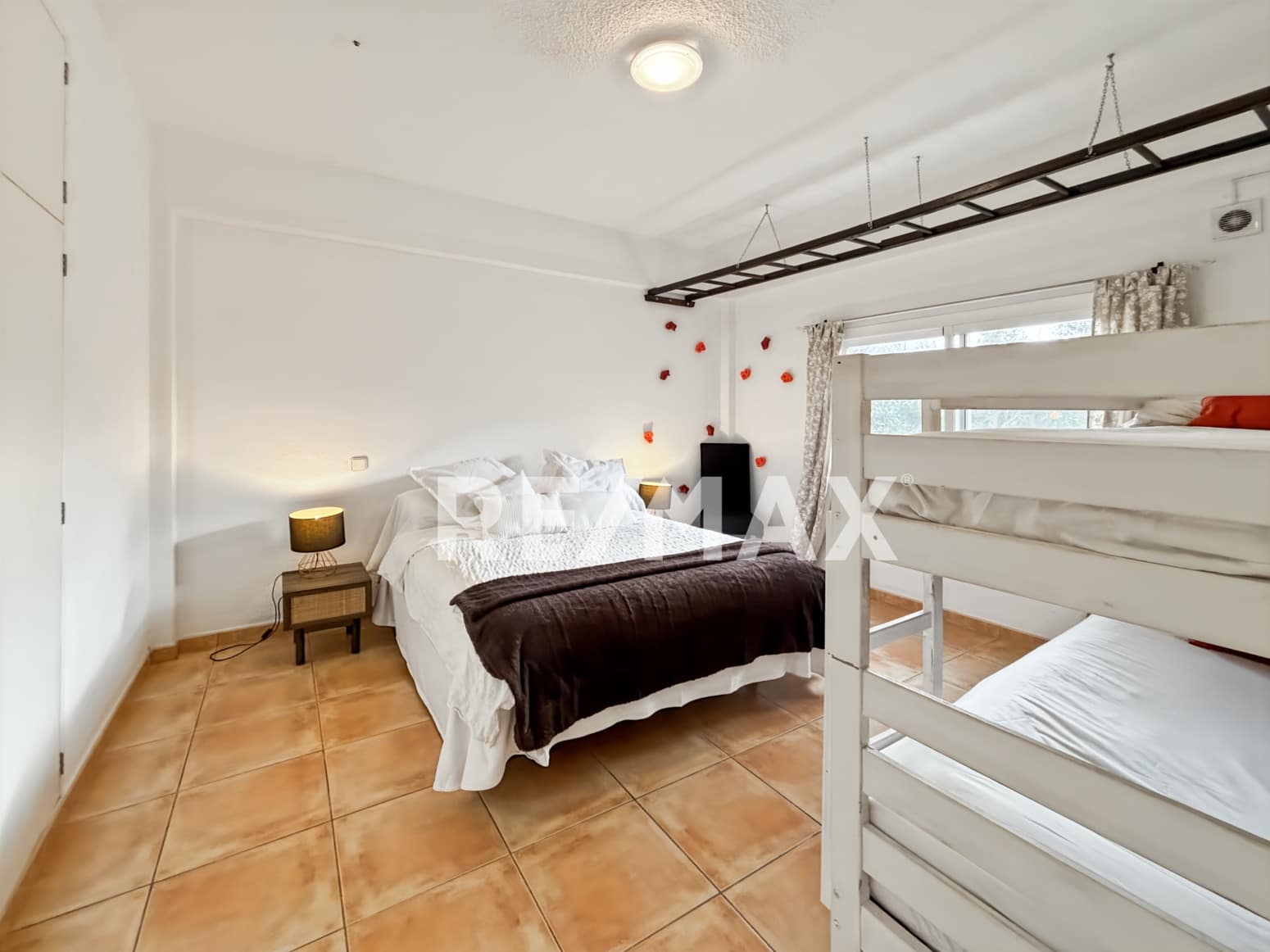 6 bedroom Villa for rent in Santa Eulalia / Santa Eularia with pool - € 6,000 (Ref: 9733399)