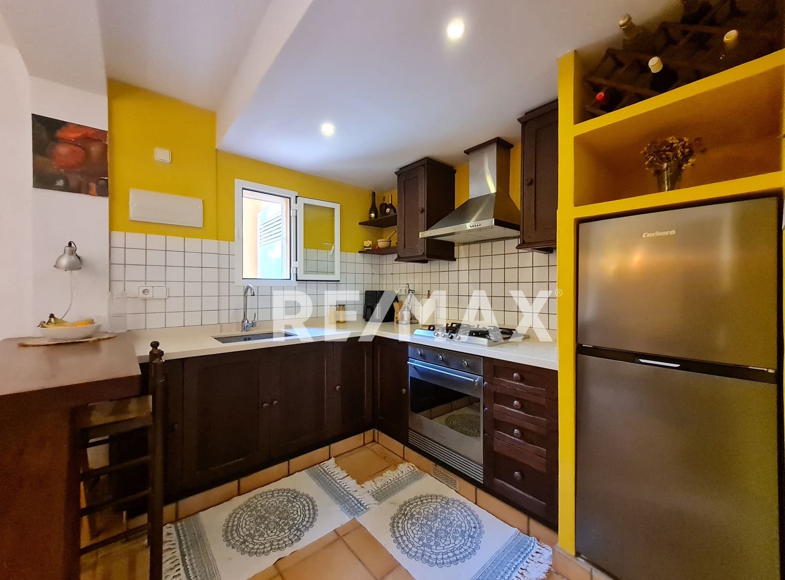 1 bedroom Flat for sale in Santa Eulalia / Santa Eularia with pool - € 395,000 (Ref: 9743040)