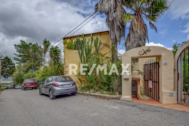 Chalet de 3 habitaciones en Santa Eulalia / Santa Eularia en alquiler - 4.000 € (Ref: 9744306)