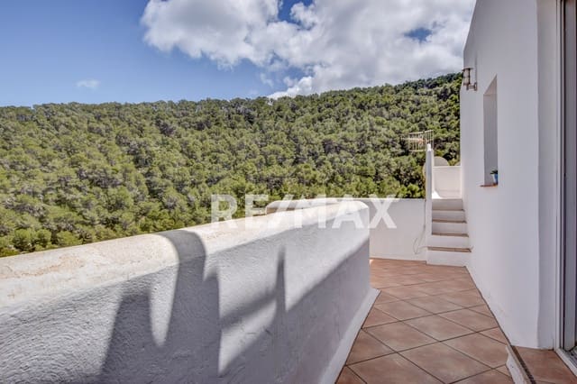 3 slaapkamer Villa te huur in Santa Eulalia / Santa Eularia met zwembad - € 3.500 (Ref: 9744306)