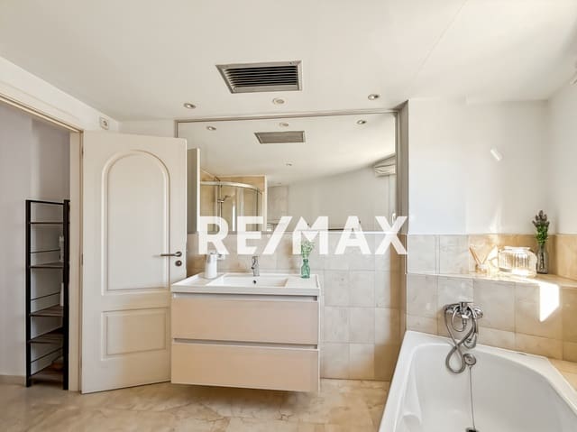2 Zimmer Wohnung zu verkaufen in Santa Eulalia / Santa Eularia mit Pool - 880.000 € (Ref: 9755065)