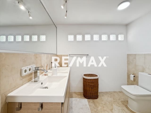 2 Zimmer Wohnung zu verkaufen in Santa Eulalia / Santa Eularia mit Pool - 880.000 € (Ref: 9755065)