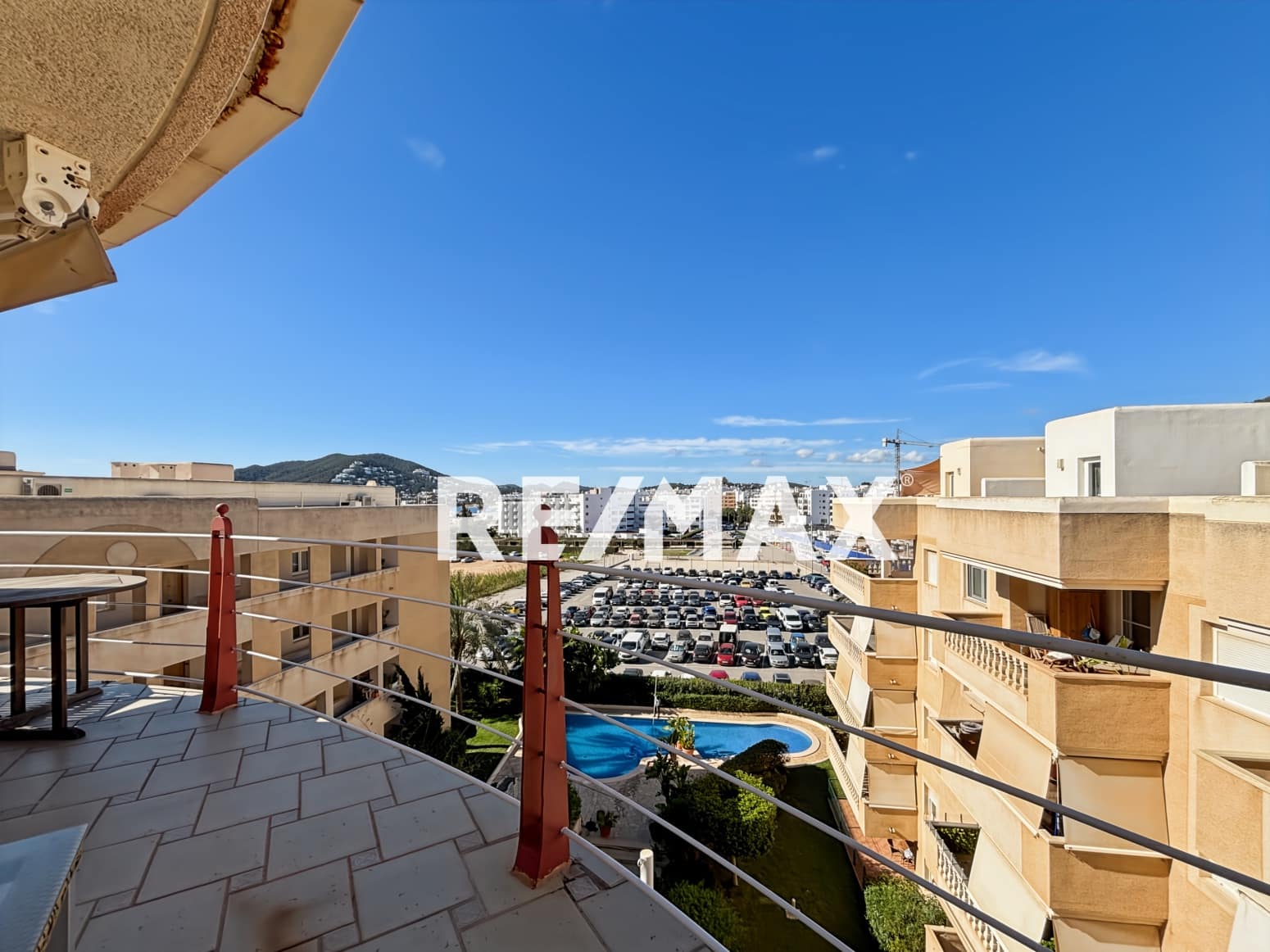 2 quarto Apartamento para venda em Santa Eulalia / Santa Eularia com piscina - 880 000 € (Ref: 9755065)