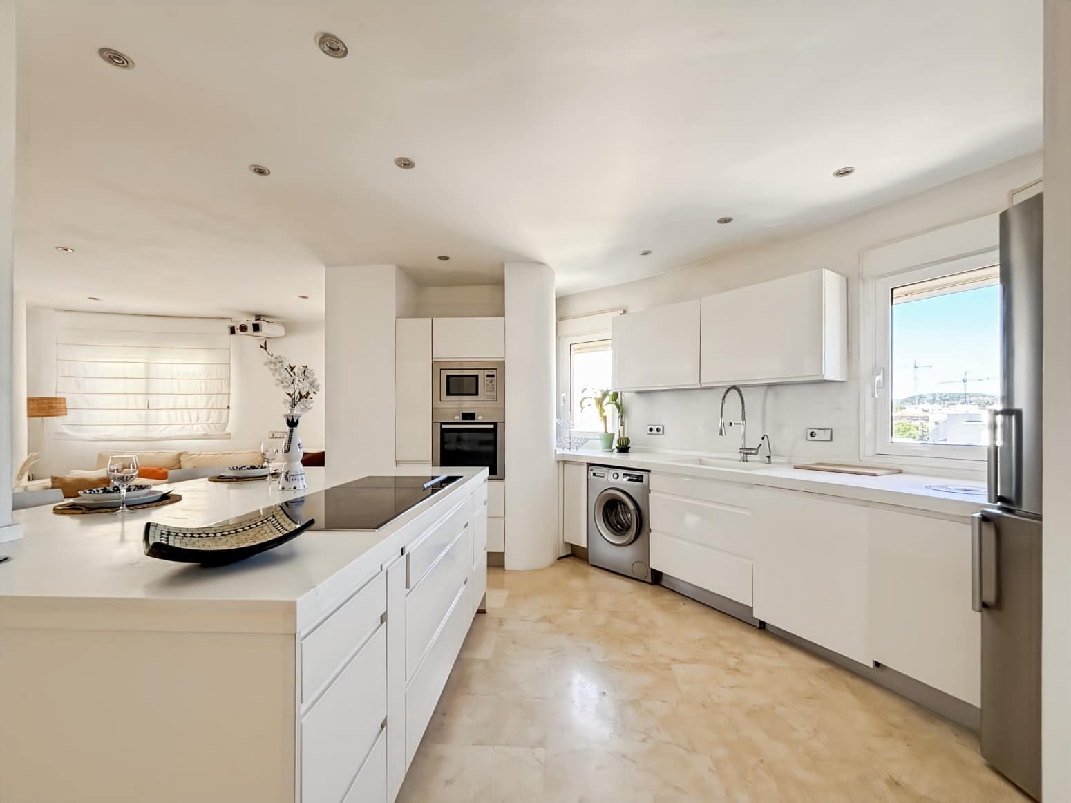 2 Zimmer Wohnung zu verkaufen in Santa Eulalia / Santa Eularia mit Pool - 880.000 € (Ref: 9755065)