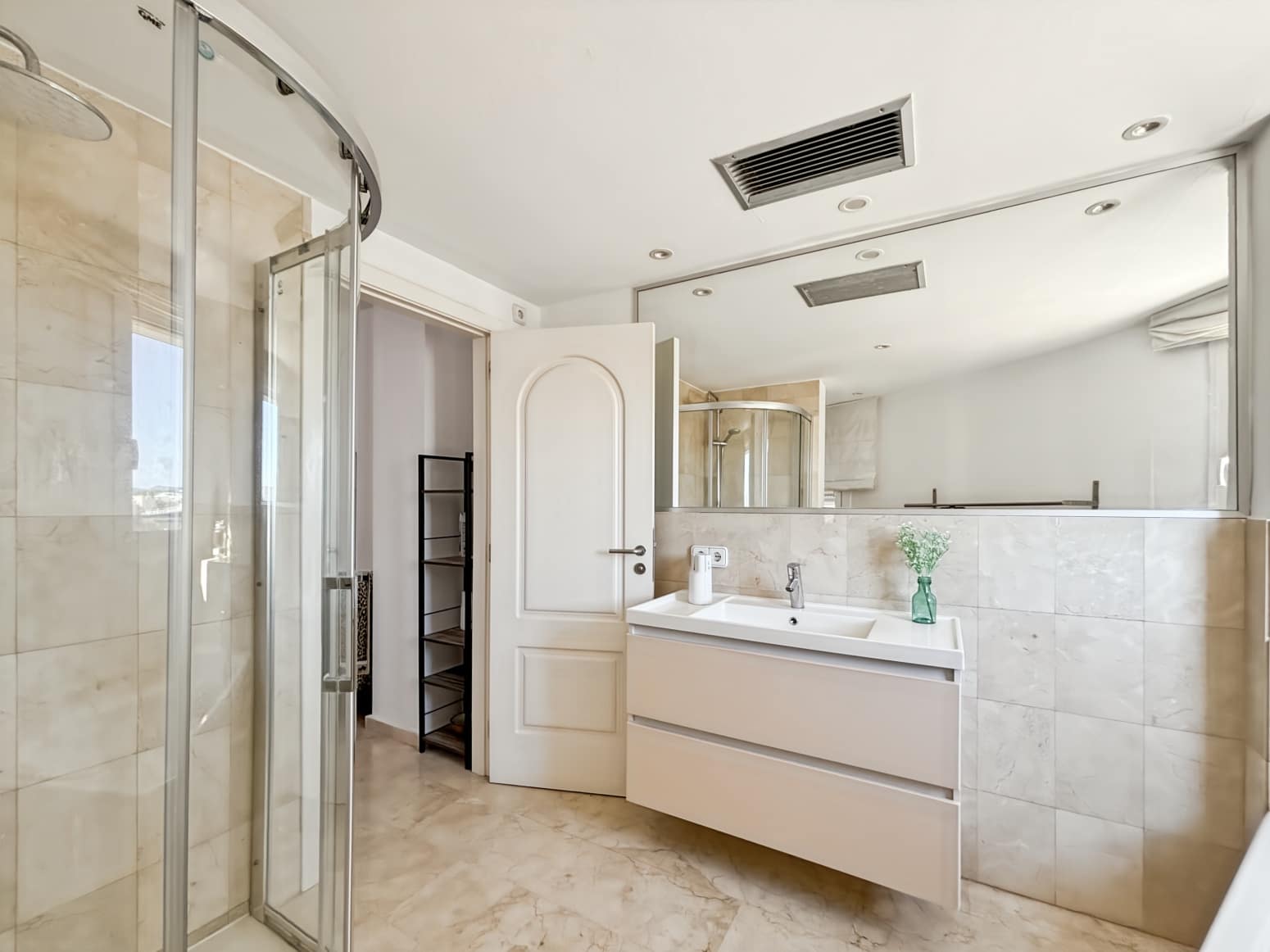 2 Zimmer Wohnung zu verkaufen in Santa Eulalia / Santa Eularia mit Pool - 880.000 € (Ref: 9755065)