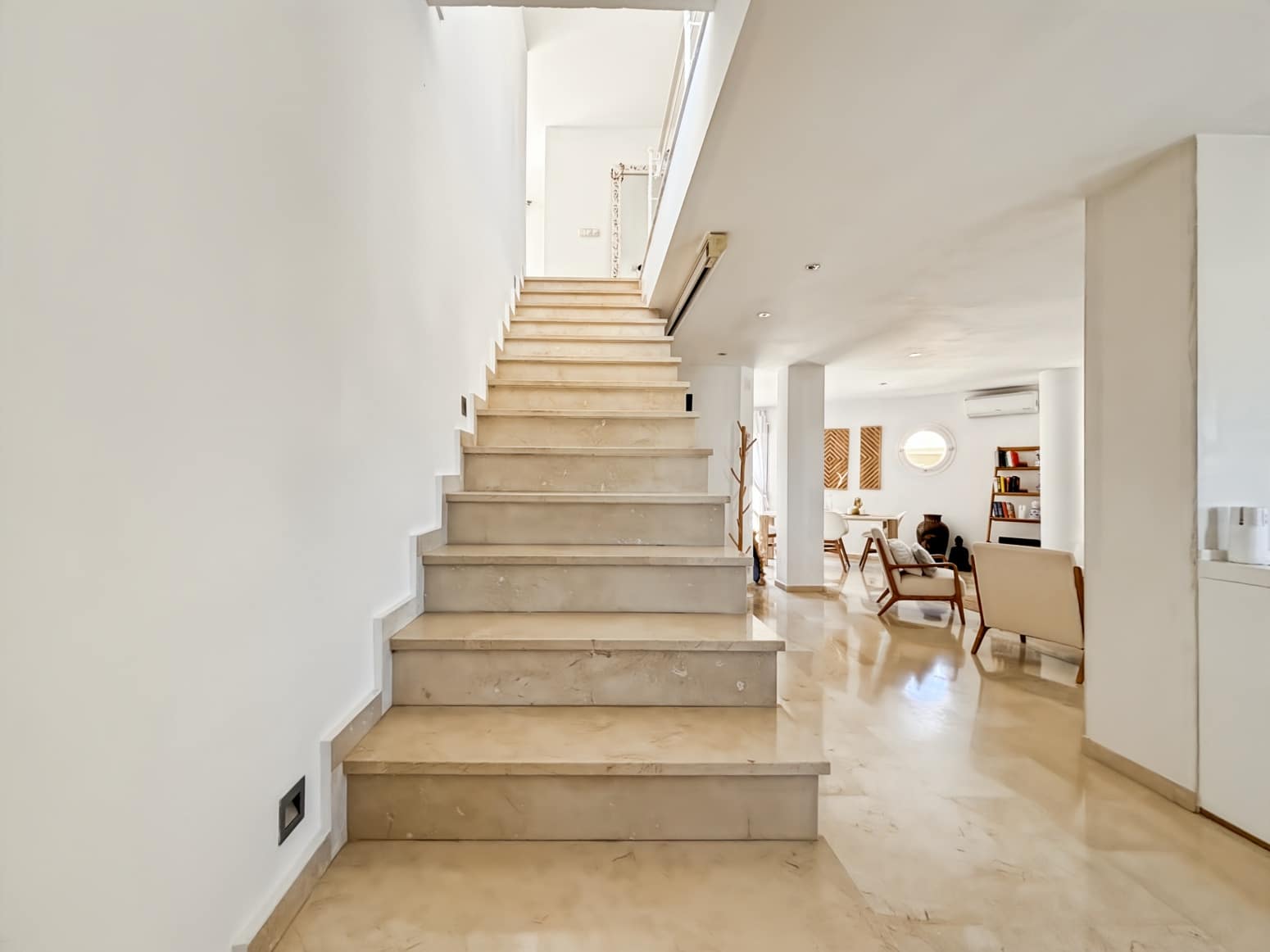 2 Zimmer Wohnung zu verkaufen in Santa Eulalia / Santa Eularia mit Pool - 880.000 € (Ref: 9755065)