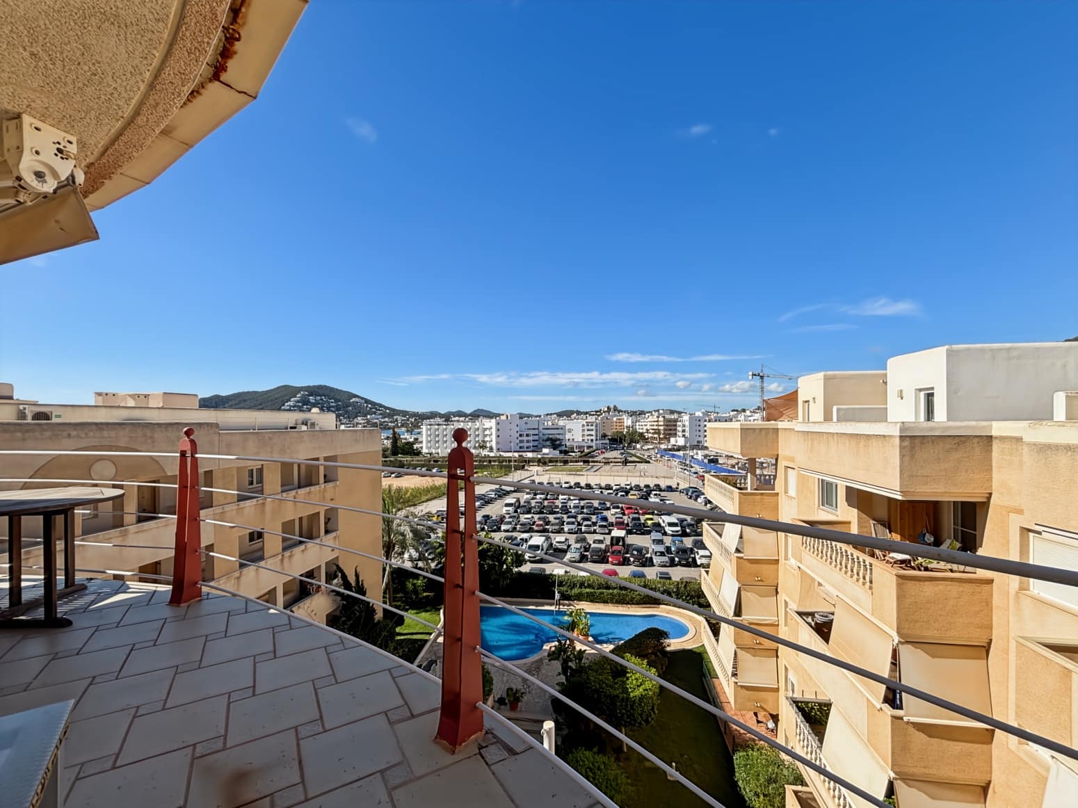 2 Zimmer Wohnung zu verkaufen in Santa Eulalia / Santa Eularia mit Pool - 880.000 € (Ref: 9755065)
