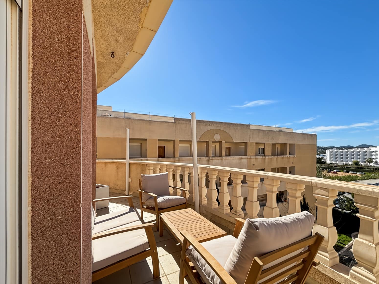 2 Zimmer Wohnung zu verkaufen in Santa Eulalia / Santa Eularia mit Pool - 880.000 € (Ref: 9755065)