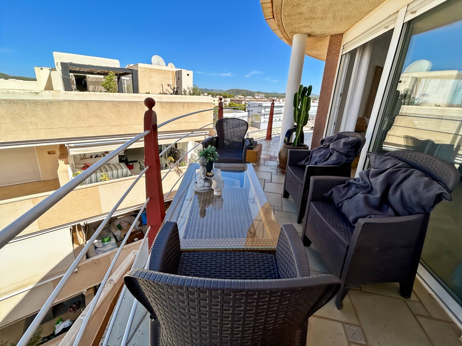 2 Zimmer Wohnung zu verkaufen in Santa Eulalia / Santa Eularia mit Pool - 880.000 € (Ref: 9755065)