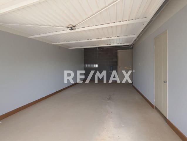 Commercieel te koop in Port des Torrent, San Jose / Sant Josep de Sa Talaia - € 249.000 (Ref: 9777247)