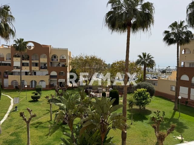 2 makuuhuone Asunto vuokrattavana paikassa Santa Eulalia / Santa Eularia mukana uima-altaan - 2 500 € (Ref: 9779155)