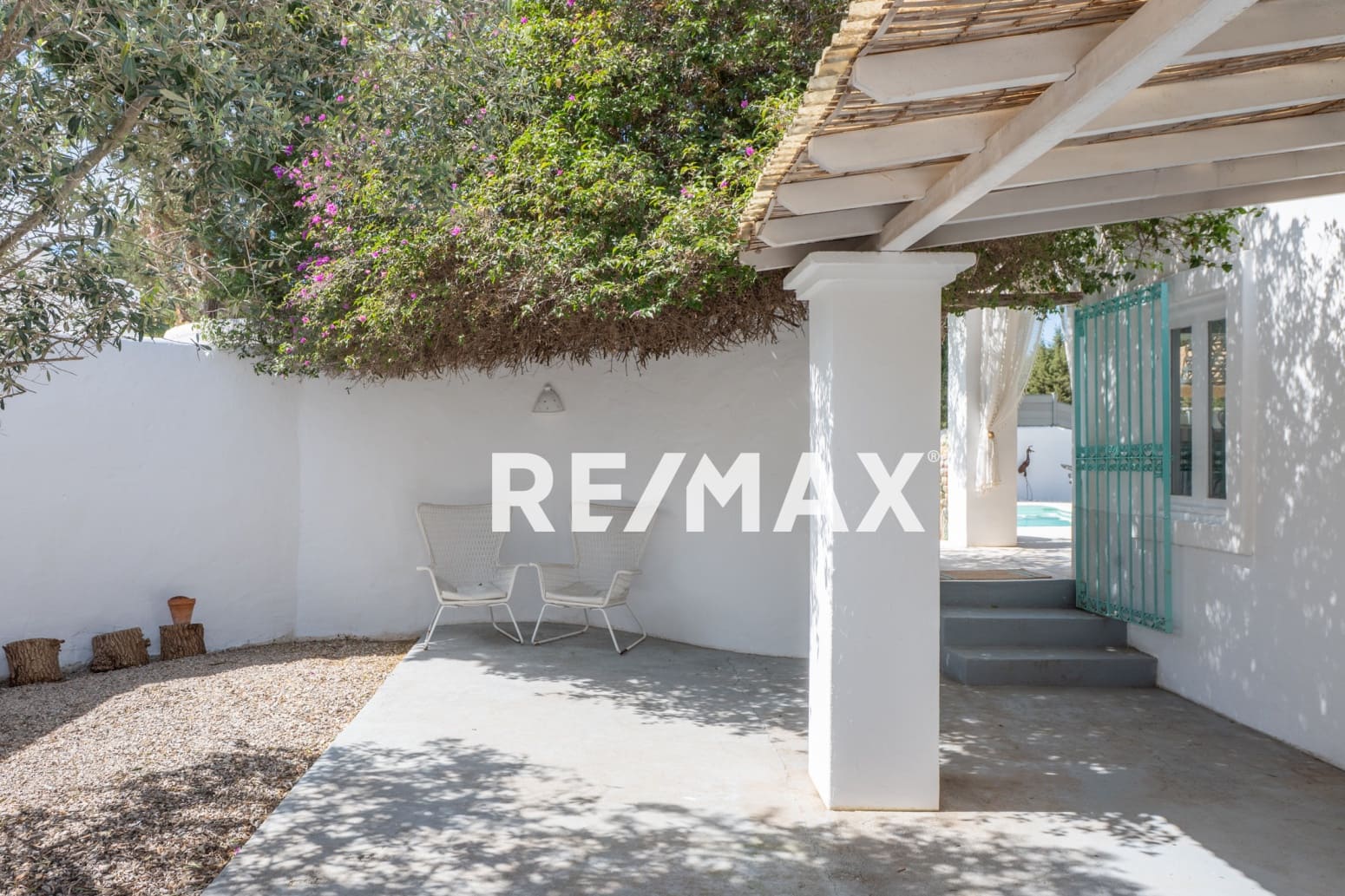 2 soveværelse Villa til salg i Port des Torrent med swimmingpool - € 1.450.000 (Ref: 9782300)