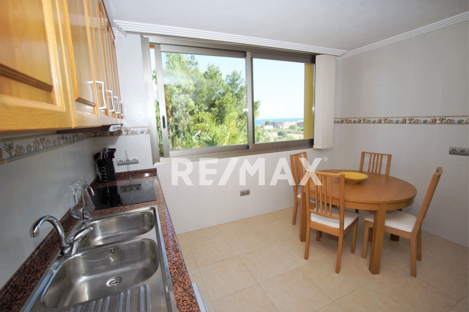 10 camera da letto Villa da affittare in Nuestra Senora de Jesus con piscina garage - 11.250 € (Rif: 9782301)