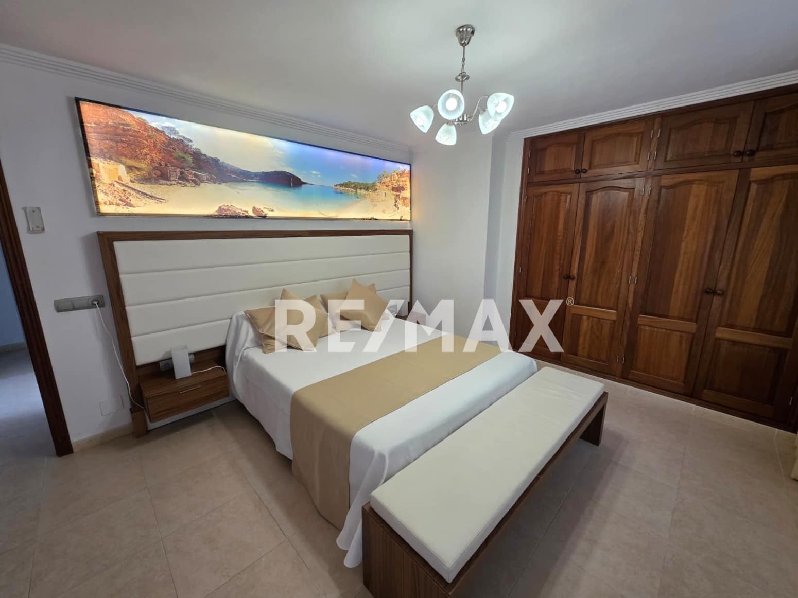 10 camera da letto Villa da affittare in Nuestra Senora de Jesus con piscina garage - 11.250 € (Rif: 9782301)