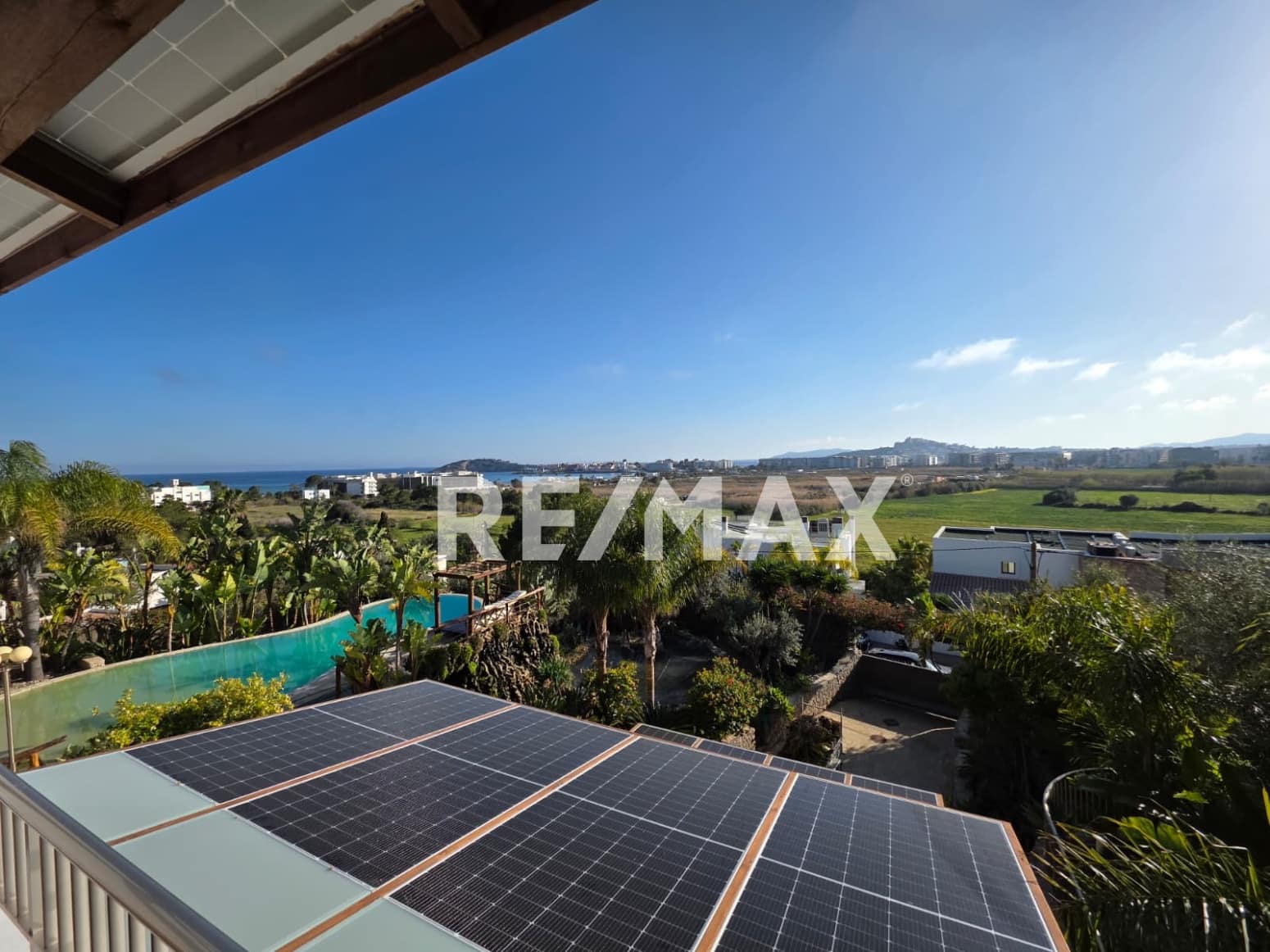 10 camera da letto Villa da affittare in Nuestra Senora de Jesus con piscina garage - 11.250 € (Rif: 9782301)