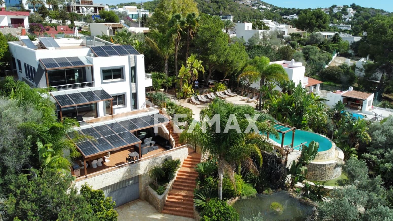 10 camera da letto Villa da affittare in Nuestra Senora de Jesus con piscina garage - 11.250 € (Rif: 9782301)