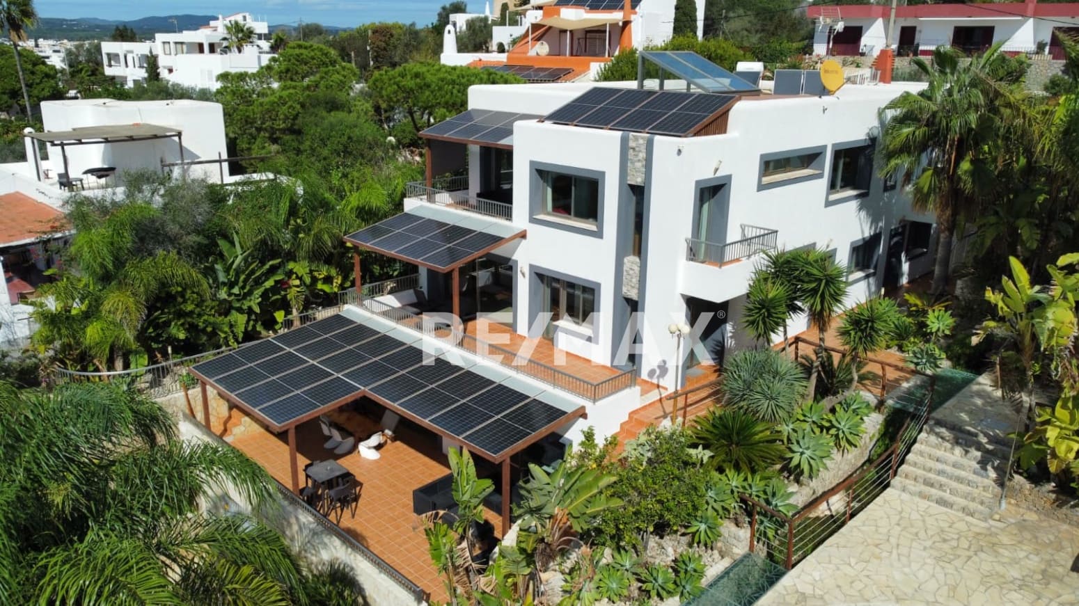 10 camera da letto Villa da affittare in Nuestra Senora de Jesus con piscina garage - 11.250 € (Rif: 9782301)