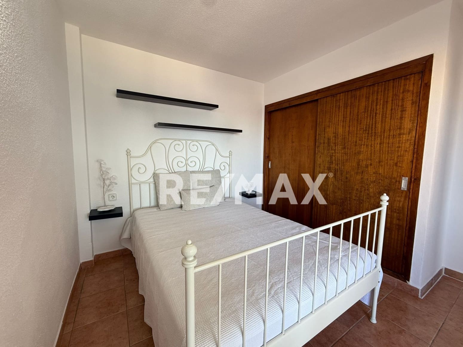 1 soverom Leilighet til leie i Es Cana - € 1 600 (Ref: 9788780)