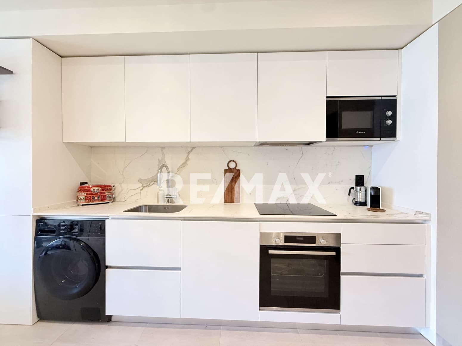 Piso de 2 habitaciones en Santa Eulalia / Santa Eularia en venta con piscina garaje - 649.000 € (Ref: 9796080)