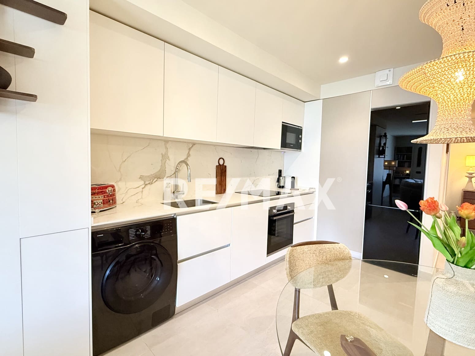 Piso de 2 habitaciones en Santa Eulalia / Santa Eularia en venta con piscina garaje - 649.000 € (Ref: 9796080)