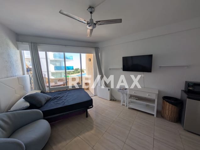 Lejlighed til leje i San Jose / Sant Josep de Sa Talaia med swimmingpool - € 1.890 (Ref: 9838413)