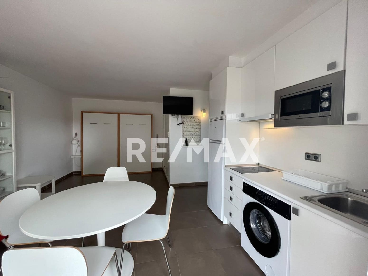 Flat for rent in San Jose / Sant Josep de Sa Talaia with pool garage - € 2,000 (Ref: 9872525)