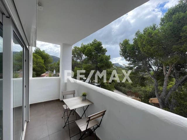 Flat for rent in San Jose / Sant Josep de Sa Talaia with pool garage - € 2,000 (Ref: 9872525)