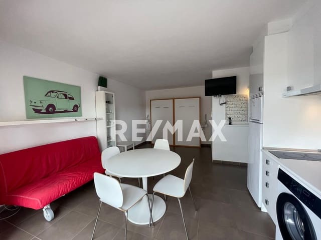 Flat for rent in San Jose / Sant Josep de Sa Talaia with pool garage - € 2,000 (Ref: 9872525)