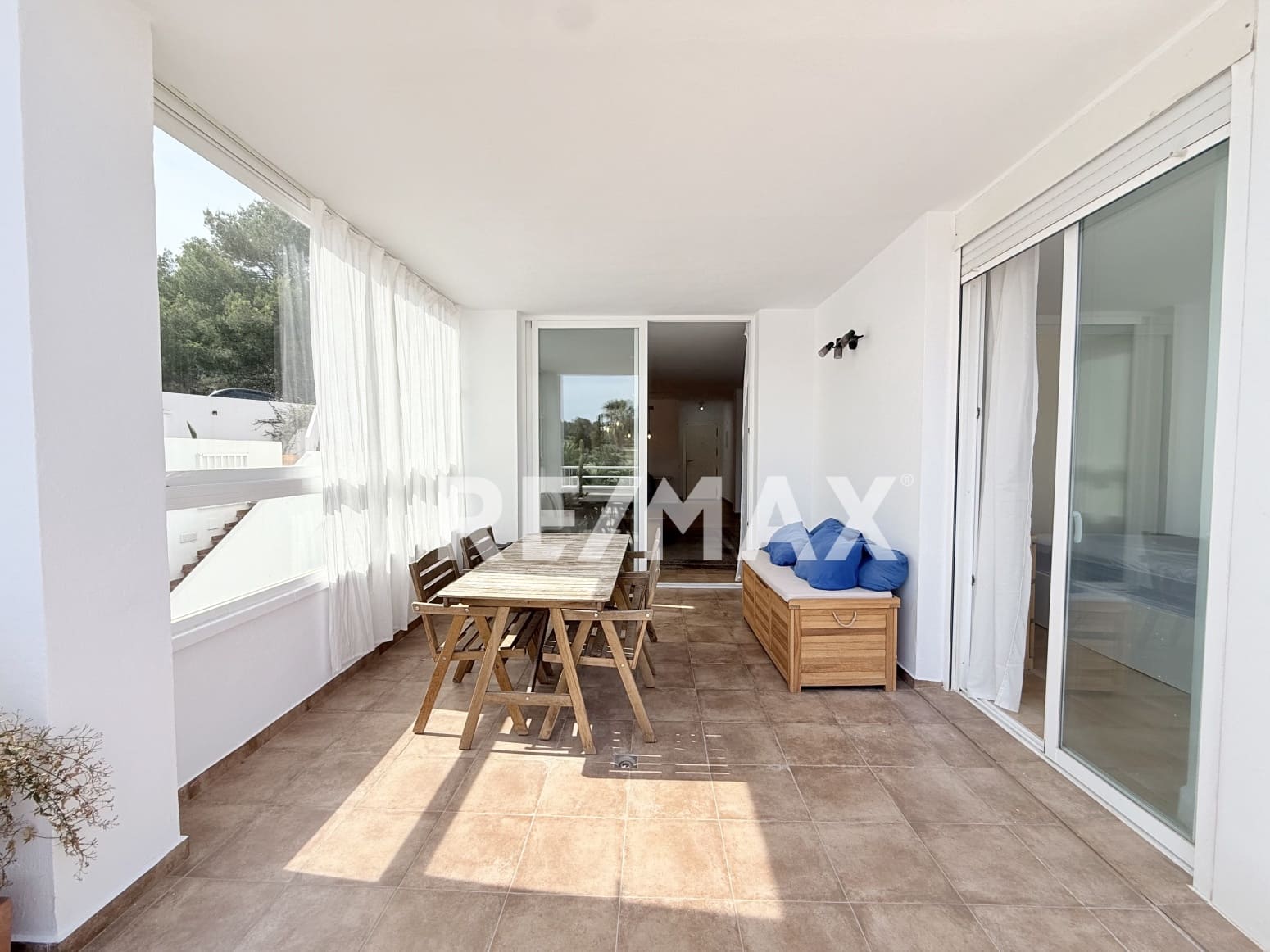 2 makuuhuone Asunto vuokrattavana paikassa Roca Llisa mukana uima-altaan - 3 500 € (Ref: 9875320)