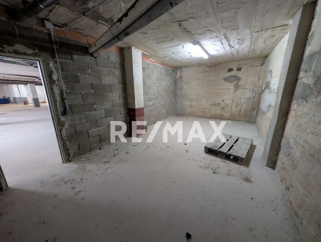 Garage zu verkaufen in Ibiza / Eivissa Stadt - 87.500 € (Ref: 9895369)