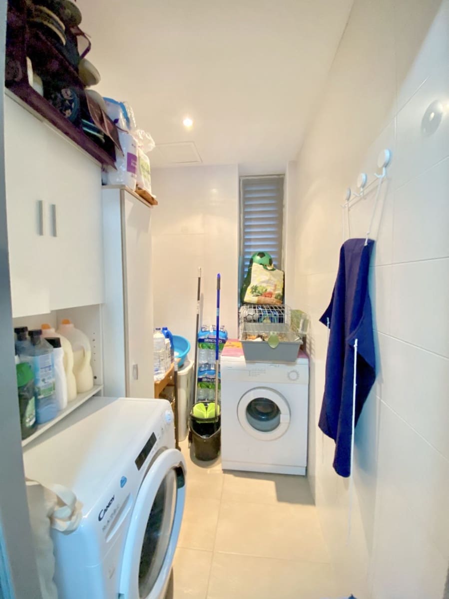 3 makuuhuone Huoneisto myytävänä paikassa Ibiza kaupunki - 640 000 € (Ref: 9901576)