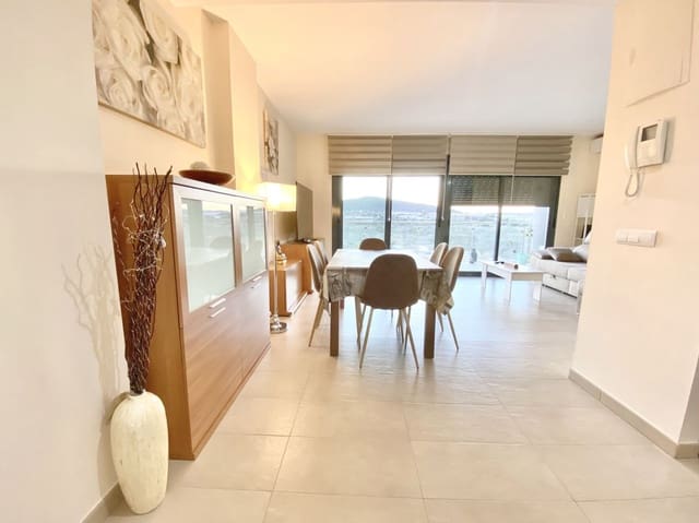 3 makuuhuone Huoneisto myytävänä paikassa Ibiza kaupunki - 640 000 € (Ref: 9901576)