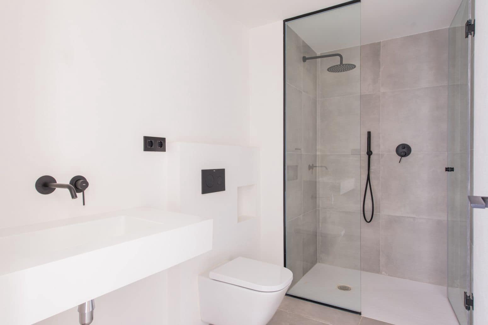 2 sypialnia Mieszkanie na sprzedaż w Santa Eulalia / Santa Eularia z basenem - 730 000 € (Ref: 9901577)