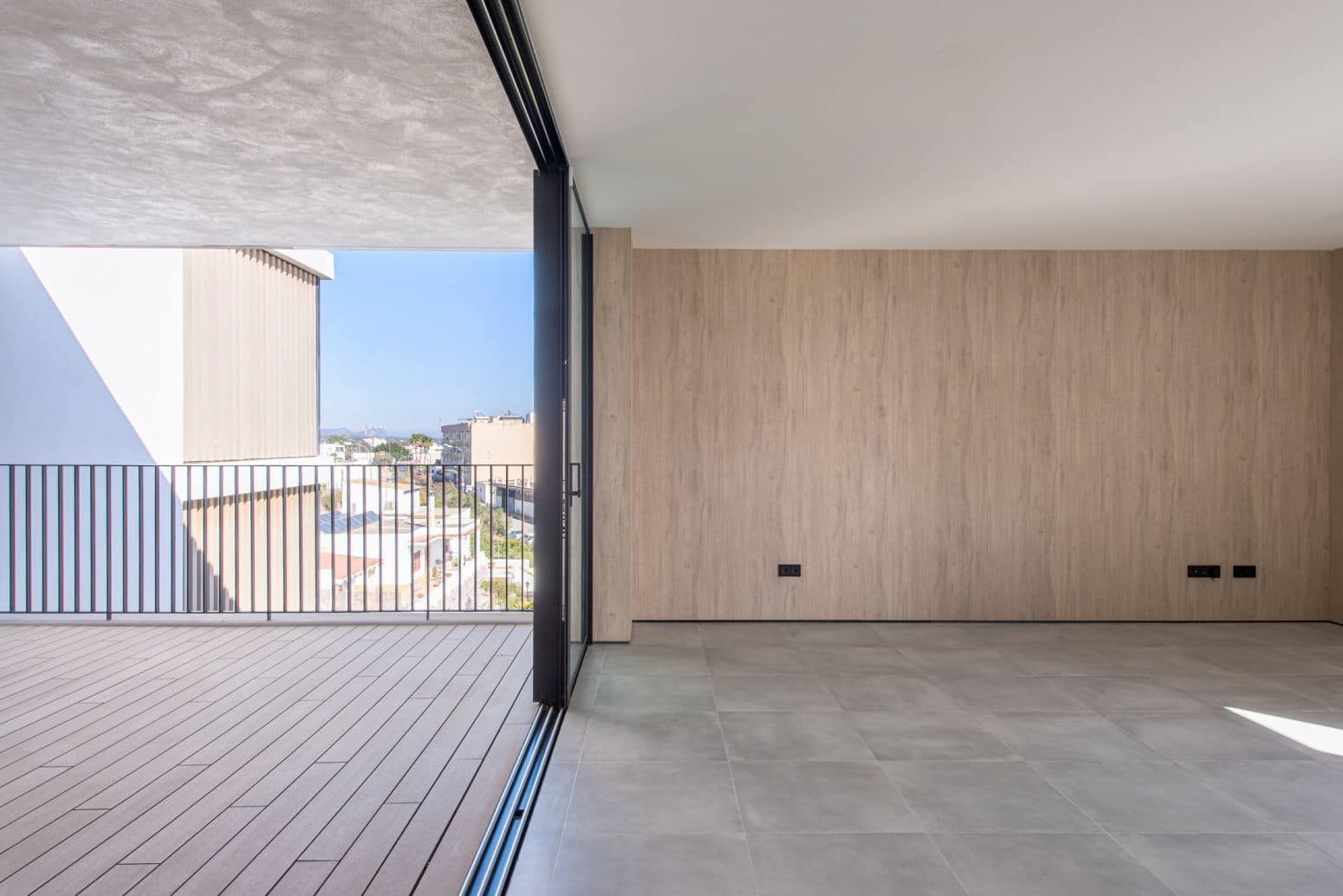 2 sypialnia Mieszkanie na sprzedaż w Santa Eulalia / Santa Eularia z basenem - 730 000 € (Ref: 9901577)