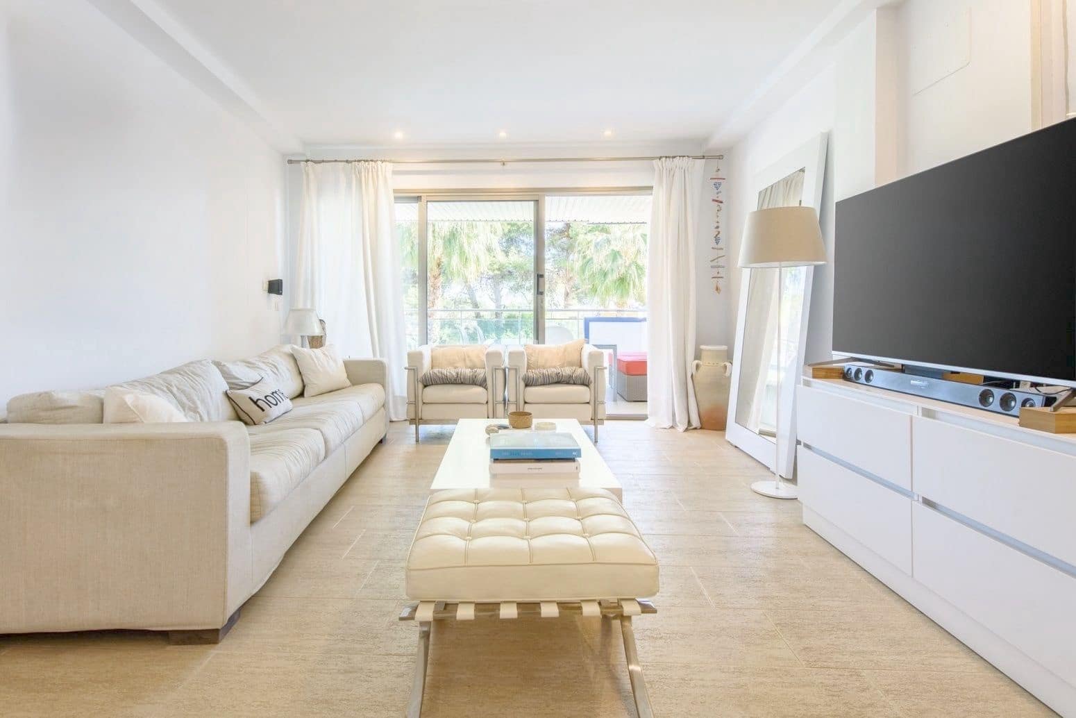 3 soveværelse Lejlighed til salg i Santa Eulalia / Santa Eularia med swimmingpool - € 765.000 (Ref: 9901578)