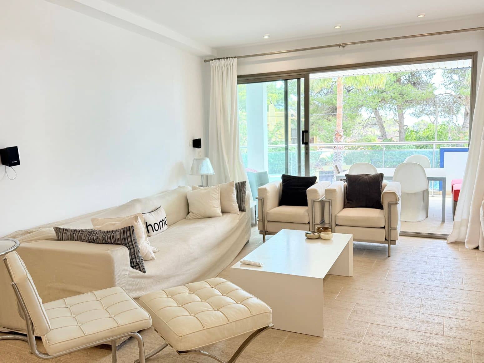 3 soveværelse Lejlighed til salg i Santa Eulalia / Santa Eularia med swimmingpool - € 765.000 (Ref: 9901578)