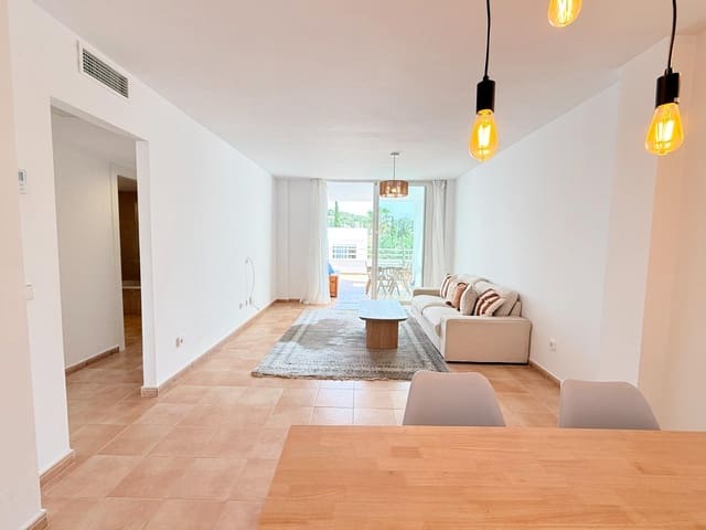 2 slaapkamer Appartement te huur in Roca Llisa, Santa Eulalia / Santa Eularia met zwembad - € 3.500 (Ref: 9901581)