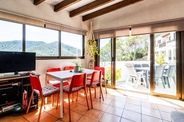 3 sovrum Lägenhet till salu i Santa Eulalia / Santa Eularia - 570 000 € (Ref: 9901582)