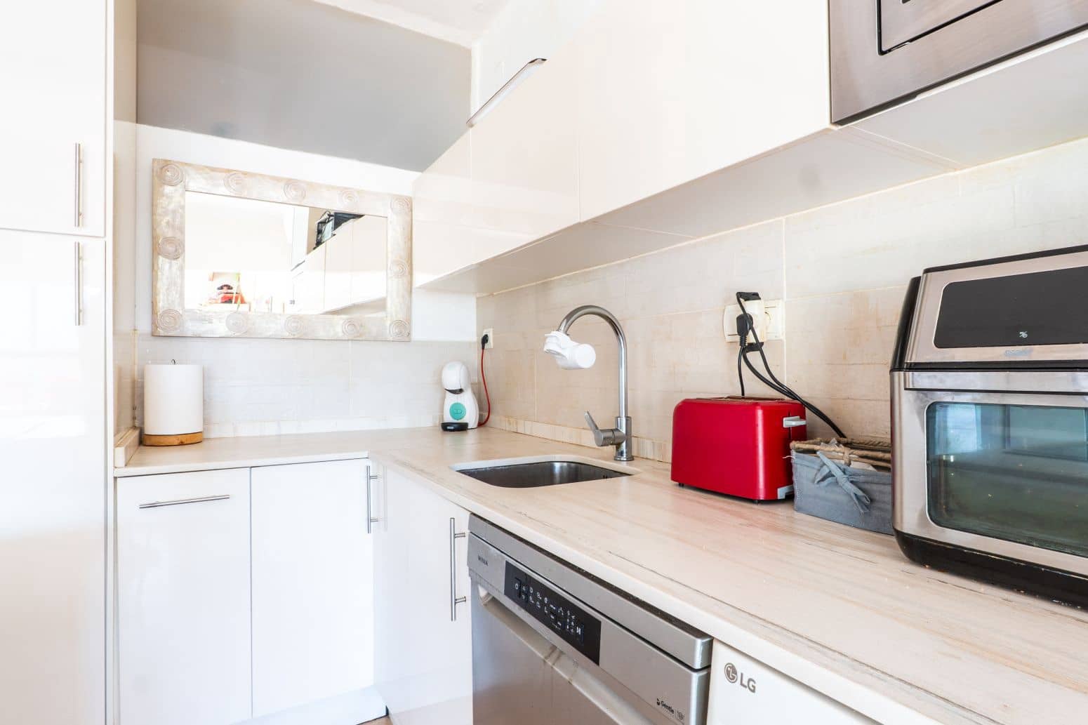 3 bedroom Flat for sale in Santa Eulalia / Santa Eularia - € 570,000 (Ref: 9901582)