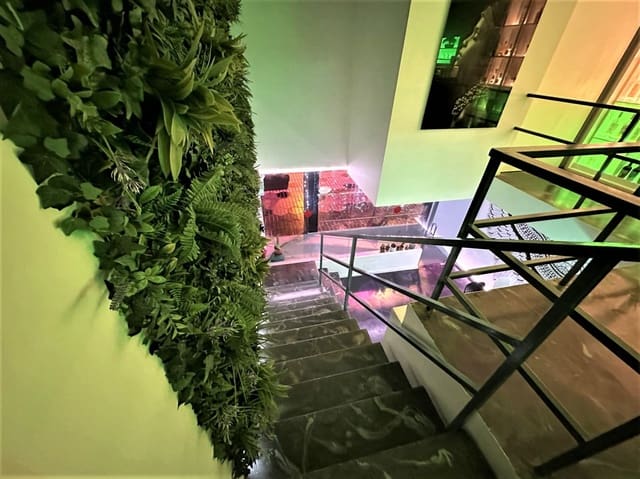 Commerciale in vendita in Ibiza-Eivissa città - 450.000 € (Rif: 9901586)