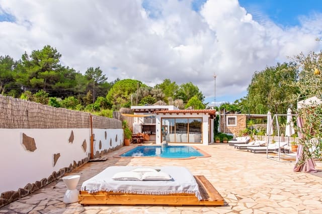 6 slaapkamer Villa te koop in Sant Joan de Labritja met zwembad garage - € 2.300.000 (Ref: 9901589)