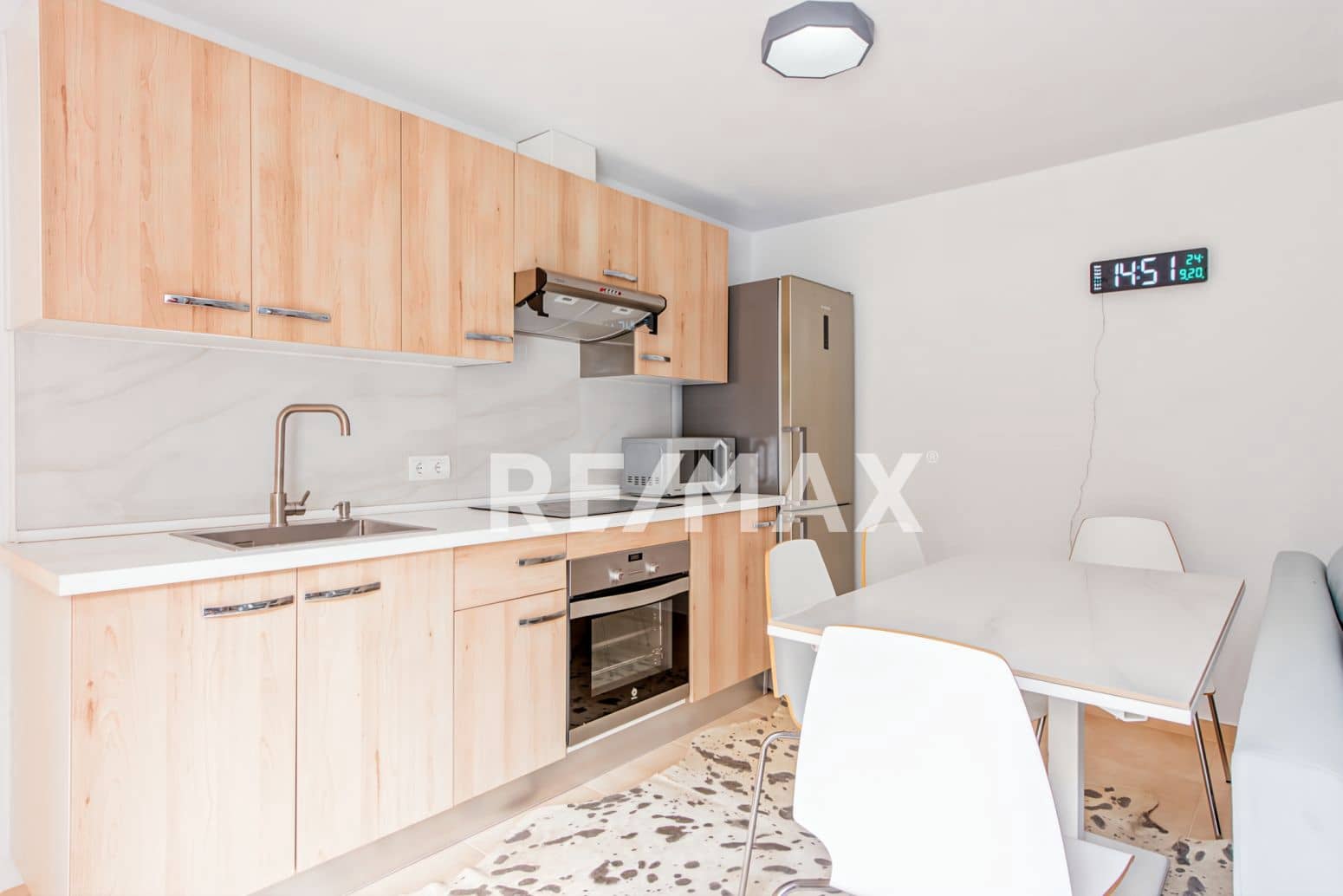 6 slaapkamer Villa te koop in Sant Joan de Labritja met zwembad garage - € 2.300.000 (Ref: 9901589)
