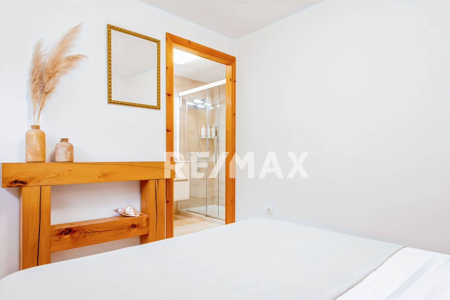 6 slaapkamer Villa te koop in Sant Joan de Labritja met zwembad garage - € 2.300.000 (Ref: 9901589)