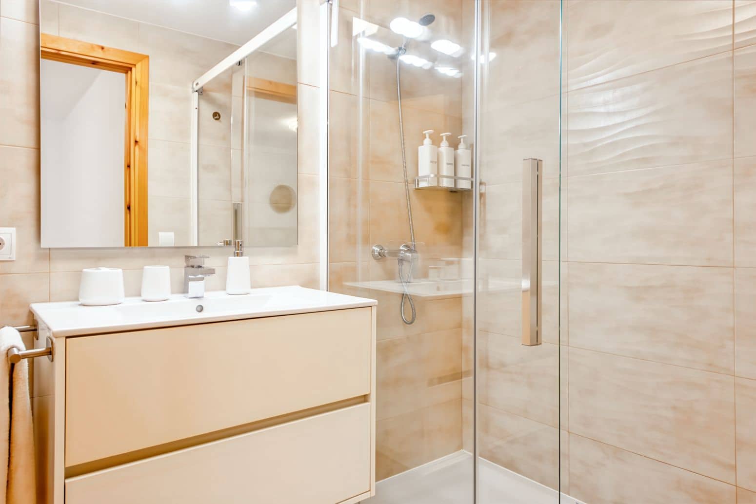 6 slaapkamer Villa te koop in Sant Joan de Labritja met zwembad garage - € 2.300.000 (Ref: 9901589)