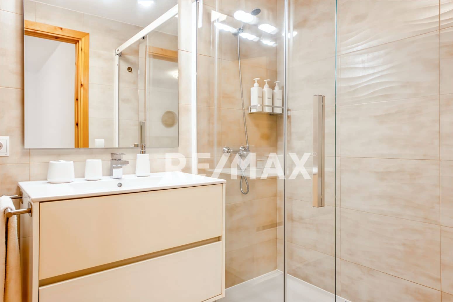 6 slaapkamer Villa te koop in Sant Joan de Labritja met zwembad garage - € 2.300.000 (Ref: 9901589)
