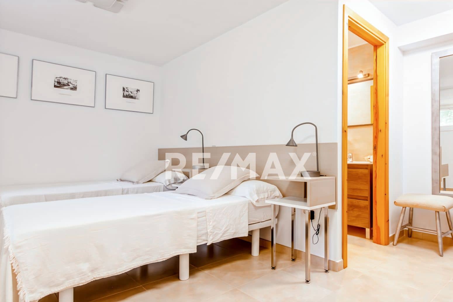 6 slaapkamer Villa te koop in Sant Joan de Labritja met zwembad garage - € 2.300.000 (Ref: 9901589)