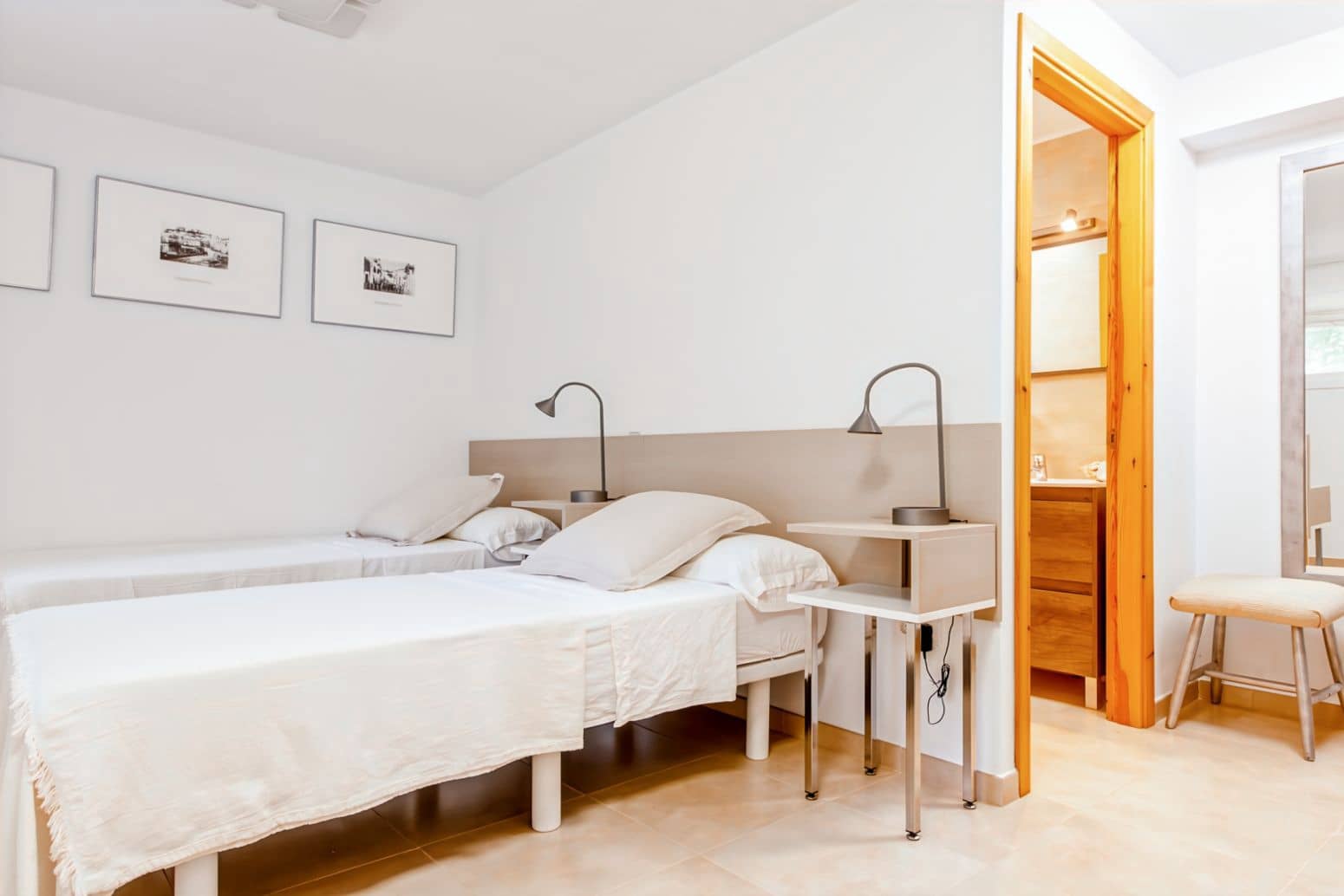 6 slaapkamer Villa te koop in Sant Joan de Labritja met zwembad garage - € 2.300.000 (Ref: 9901589)