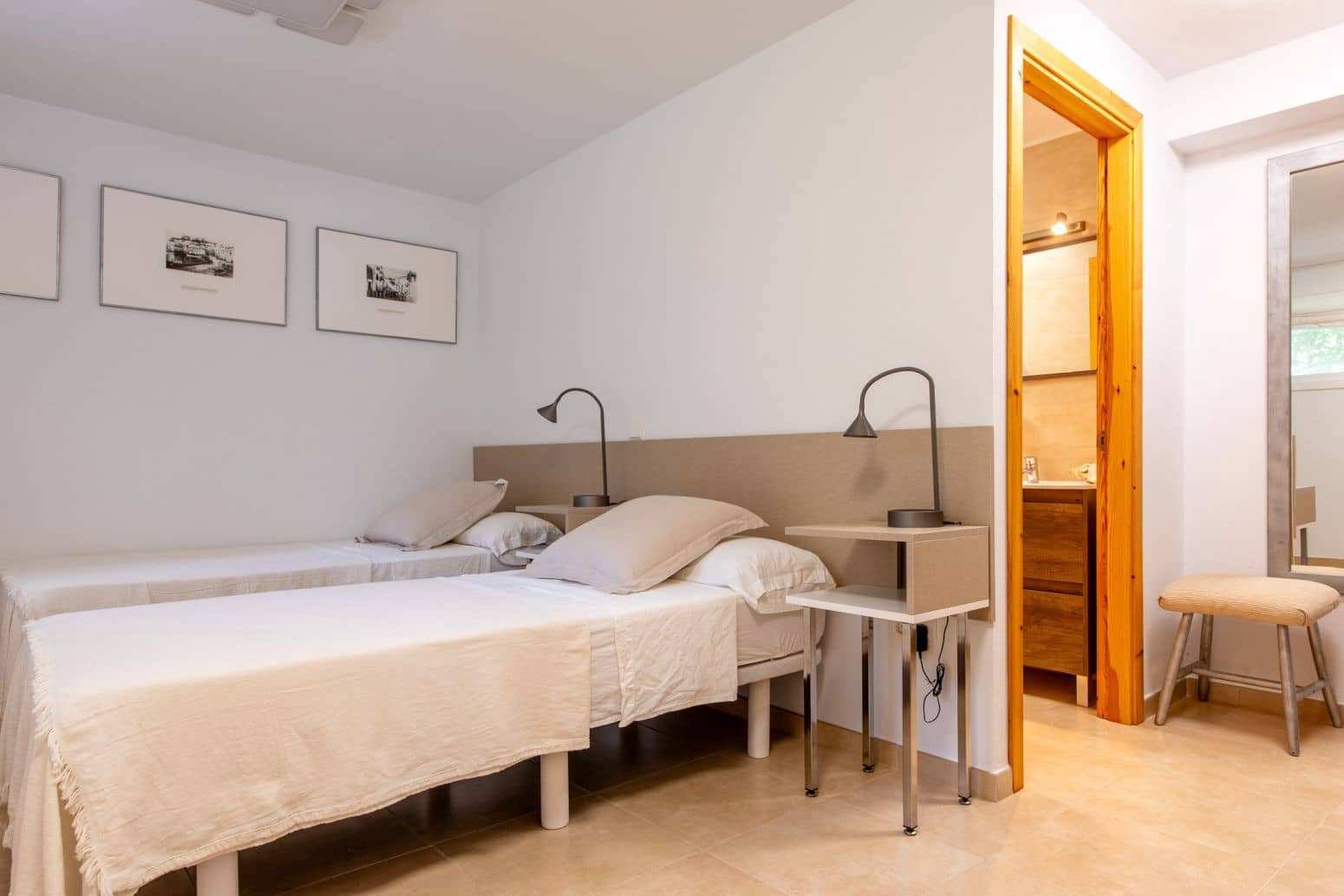 6 slaapkamer Villa te koop in Sant Joan de Labritja met zwembad garage - € 2.300.000 (Ref: 9901589)
