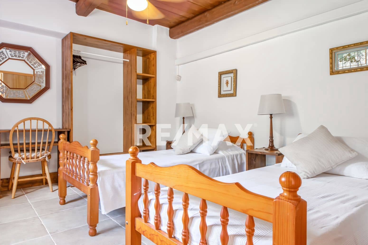 6 slaapkamer Villa te koop in Sant Joan de Labritja met zwembad garage - € 2.300.000 (Ref: 9901589)