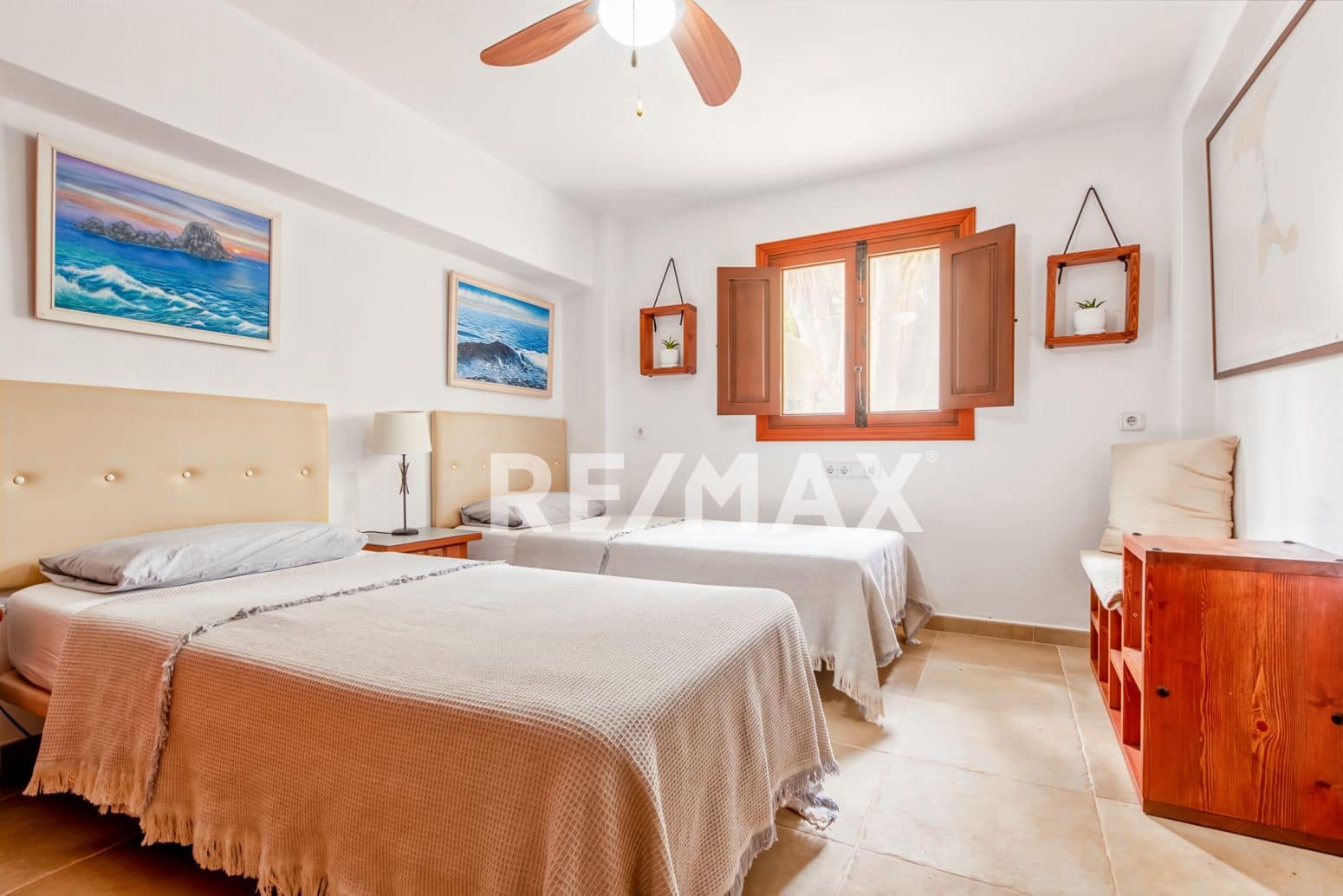 6 slaapkamer Villa te koop in Sant Joan de Labritja met zwembad garage - € 2.300.000 (Ref: 9901589)